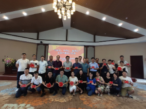 糧油集團(tuán)一支部、二支部開(kāi)展“尋初心、守初心、踐初心”支部主題黨日活動(dòng)